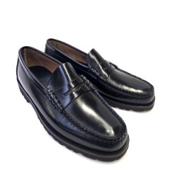 copy of MOCASSIN YALE